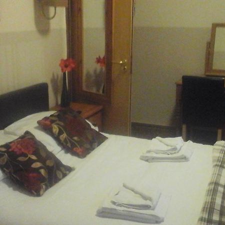 Dillwyn'S Hotel Pontardawe Extérieur photo