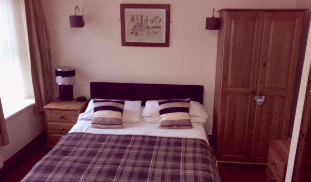 Dillwyn'S Hotel Pontardawe Extérieur photo